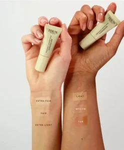 Alternative view of Eye concealer extra light